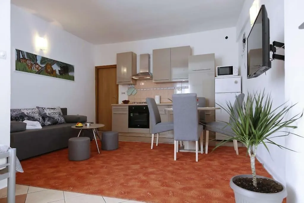 Studio Apartment Visnjik Zadar