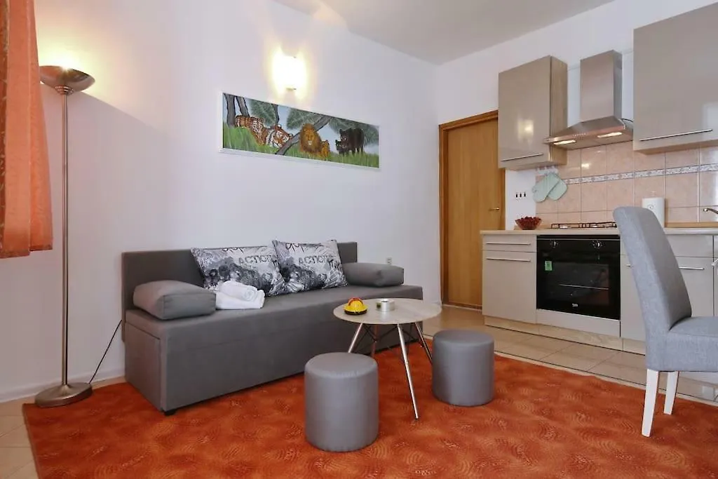 Studio Apartment Visnjik Zadar
